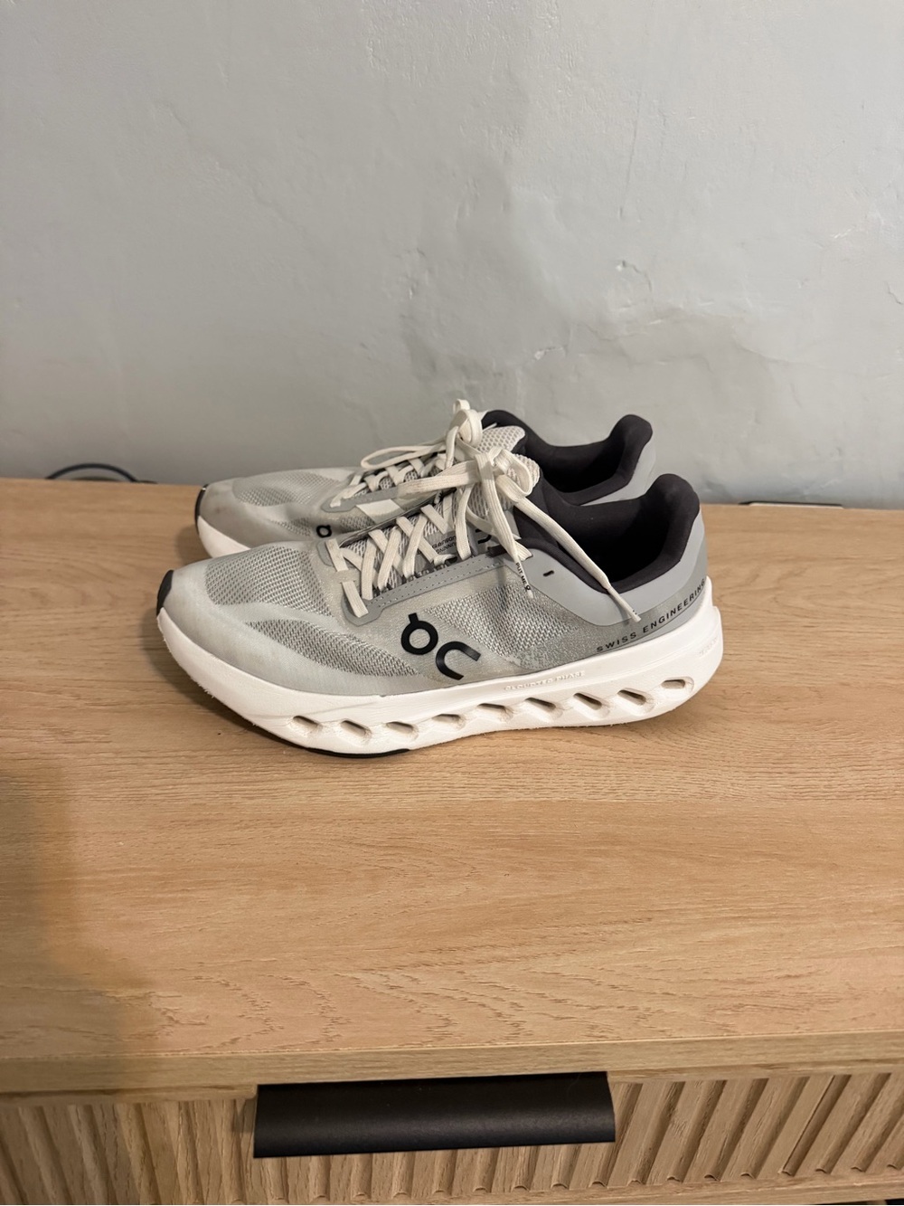 On Cloudsurfer Women’s Running Shoes Gray/White Size 8.5 - Picture 5 of 7